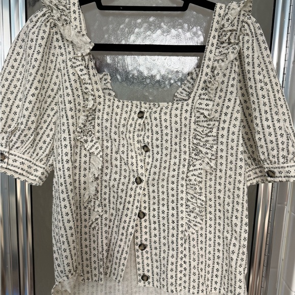 Sezane Floral Print Ruffle Square Neck blouse Top- size 6 - Picture 3 of 6